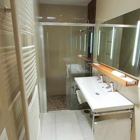 Casa de Férias La Chartreuse Du Canal Du Midi