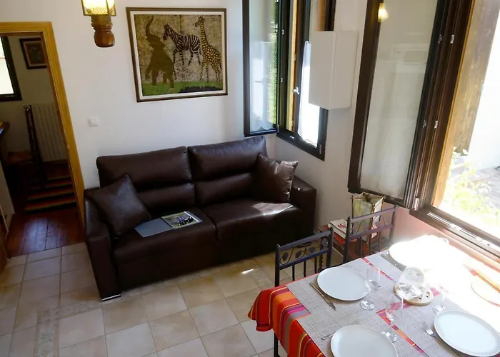 Tatil Evi La Chartreuse Du Canal Du Midi *