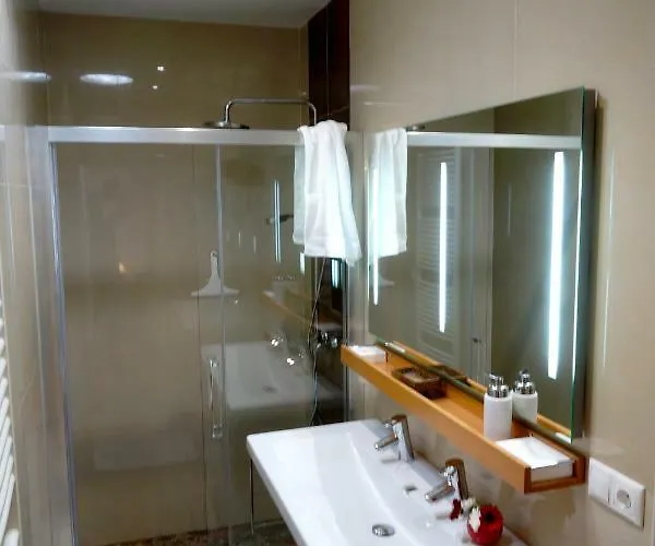 Casa de Férias La Chartreuse Du Canal Du Midi